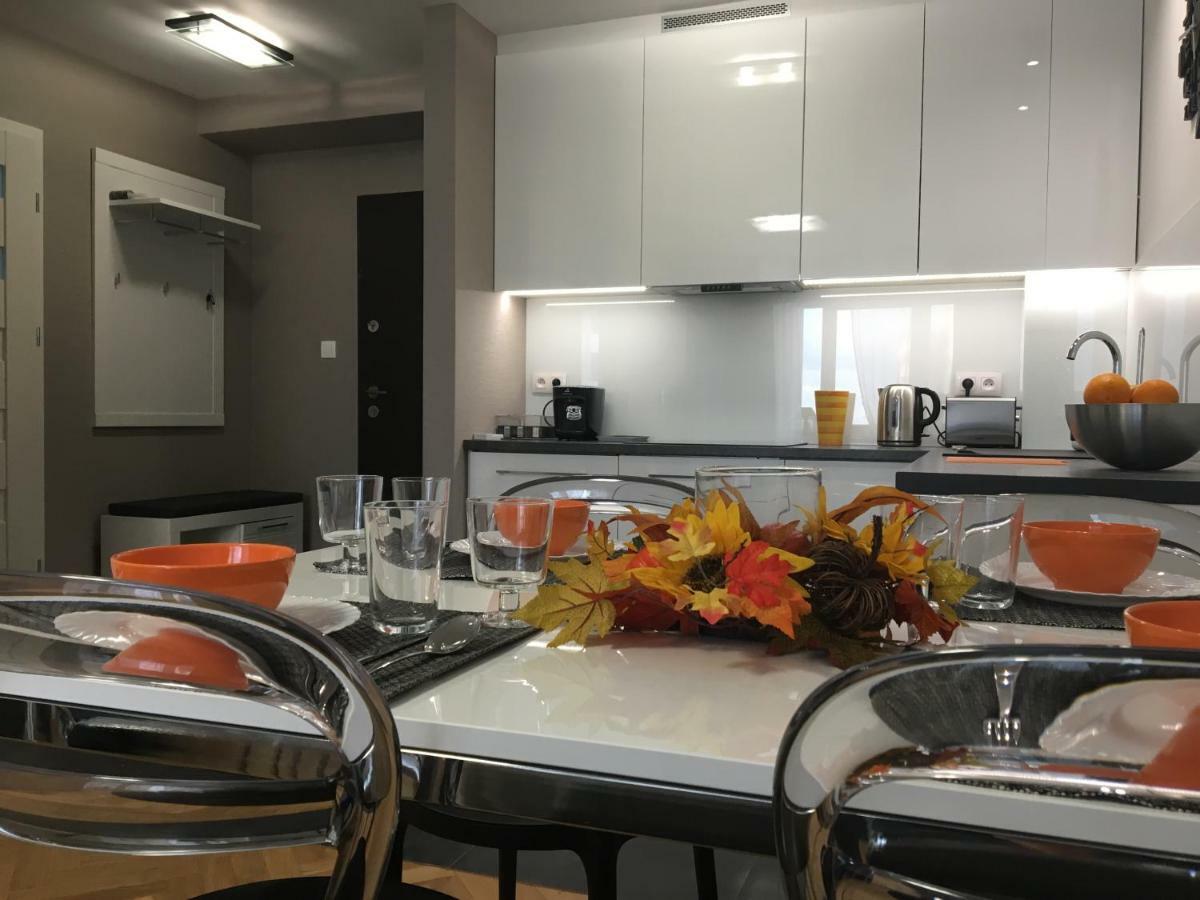 Apartament Emilia Daire Varşova Dış mekan fotoğraf